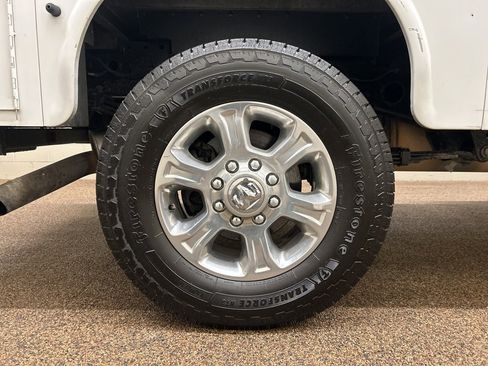 Used 2022 RAM 3500 Tradesman w/ Chrome Appearance Group image 27