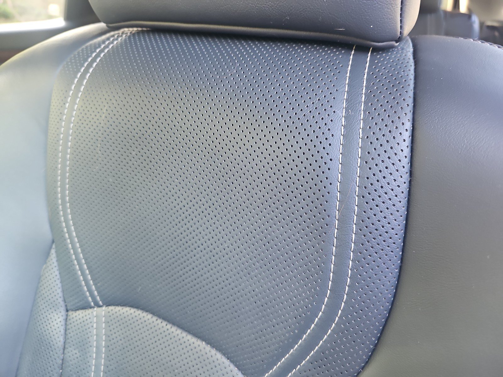 Used 2018 Lexus RX 350L FWD image 16