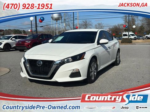 Used 2022 Nissan Altima 2.5 S image 1