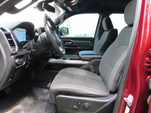 Used 2019 RAM 1500 Big Horn AWD/4WD image 13