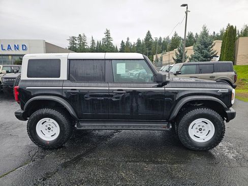 New 2025 Ford Bronco Heritage Edition AWD/4WD image 8