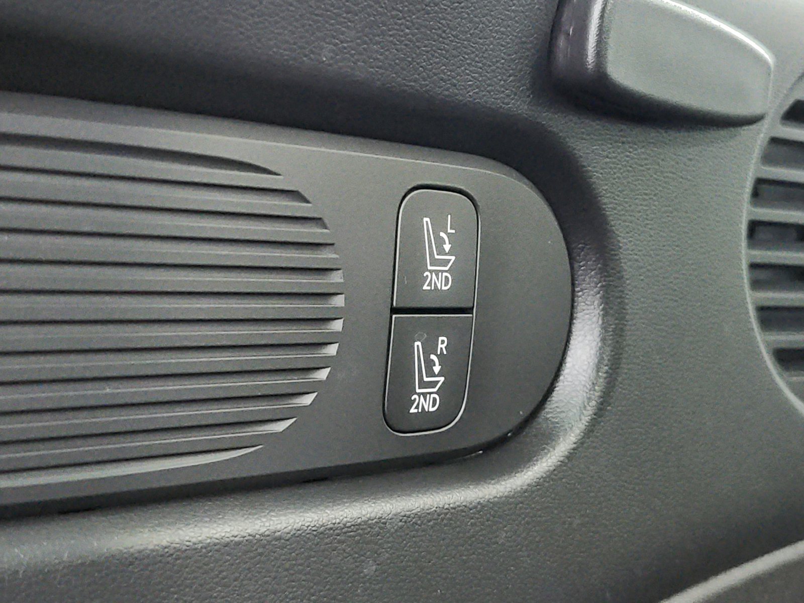 Used 2026 Hyundai Palisade SEL FWD image 50