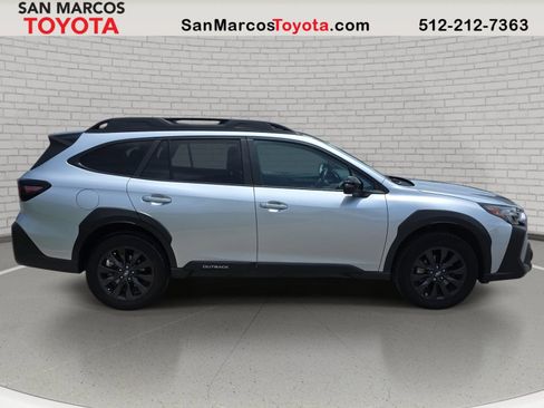 Used 2025 Subaru Outback Onyx Edition XT AWD/4WD image 5