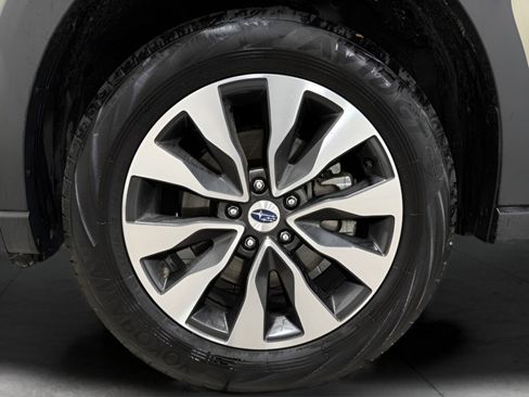 Certified 2025 Subaru Outback Limited image 20