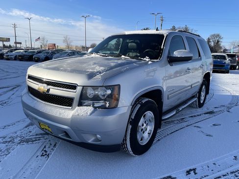 Used 2010 Chevrolet Tahoe LT image 4