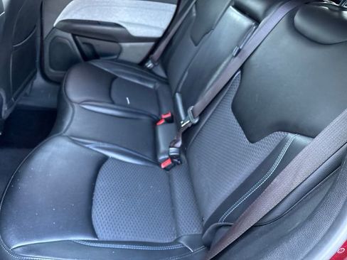 Used 2022 Jeep Compass Latitude w/ Convenience Group AWD/4WD image 10