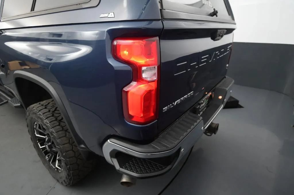 Used 2020 Chevrolet Silverado 2500 LTZ w/ Technology Package AWD/4WD image 22