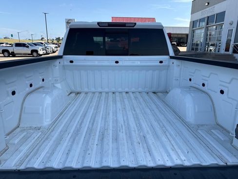 Used 2019 Chevrolet Silverado 1500 LT w/ Texas Edition RWD image 10