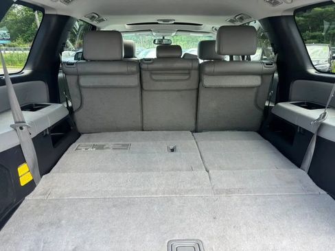 Used 2017 Toyota Sequoia Limited AWD/4WD image 16