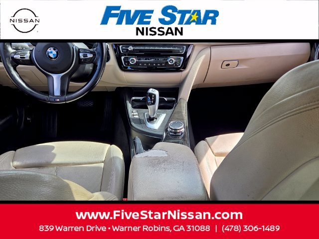 Used 2016 BMW 320i Sedan RWD image 8