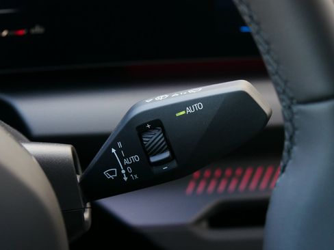 Used 2026 BMW 228i w/ Technology Package image 32