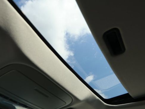 Used 2021 Chevrolet Colorado Z71 w/ Safety Package image 22