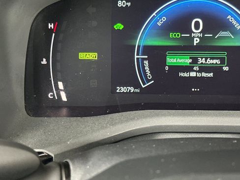 Used 2025 Toyota Camry LE image 29