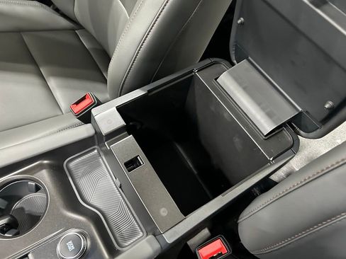 New 2026 Ford Explorer Active w/ Active Comfort Package image 24