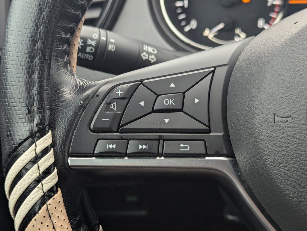 Used 2019 Nissan Rogue Sport SL w/ Premium Package AWD/4WD image 19