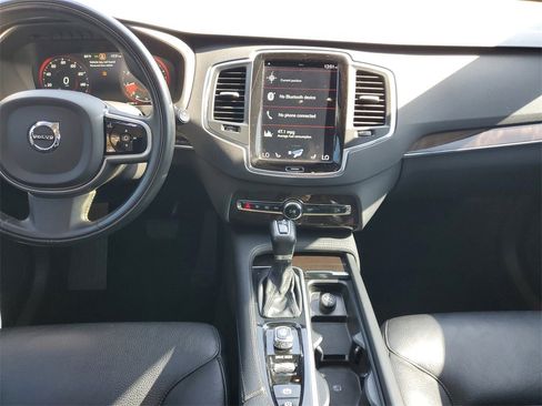 Used 2019 Volvo XC90 T6 Momentum w/ Advanced Package image 18