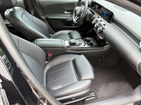 Certified 2019 Mercedes-Benz A 220 image 25