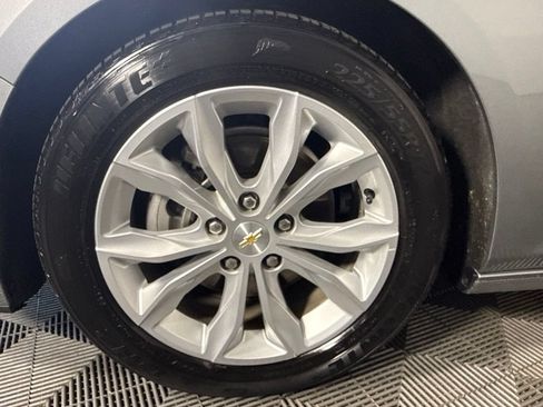 Used 2024 Chevrolet Malibu LT FWD image 12
