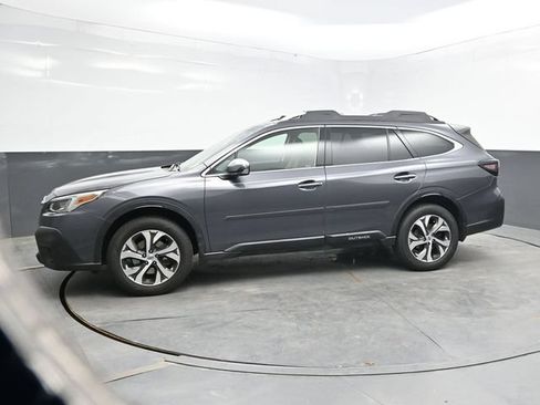 Used 2020 Subaru Outback Touring XT AWD/4WD image 3
