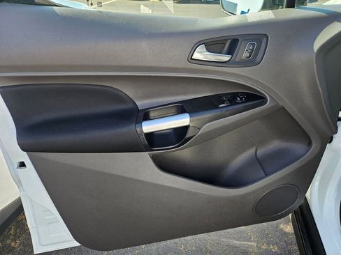 Used 2022 Ford Transit Connect XLT FWD image 10