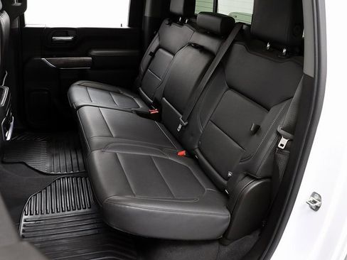 Used 2020 Chevrolet Silverado 2500 LTZ w/ LTZ Plus Package image 13