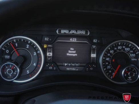Used 2024 RAM 3500 Laramie AWD/4WD image 34