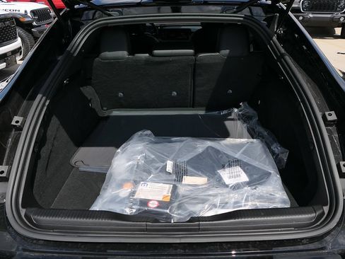 New 2026 Dodge Charger Scat Pack w/ Blacktop Package AWD/4WD image 18