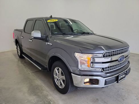 Used 2019 Ford F150 Lariat image 4