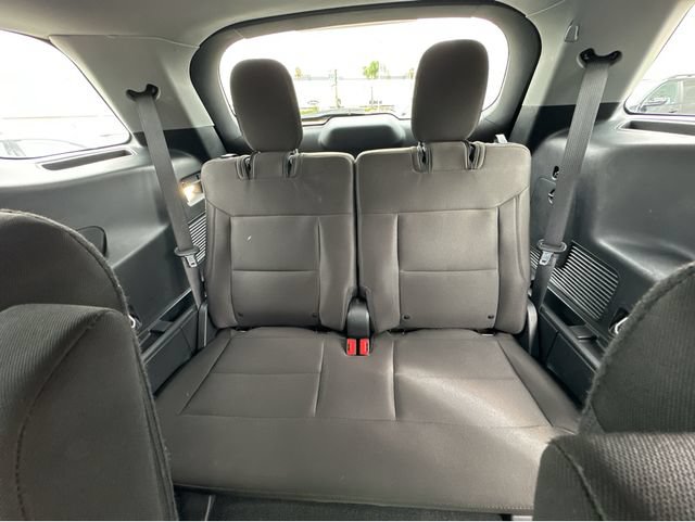Used 2023 Ford Explorer XLT RWD image 4