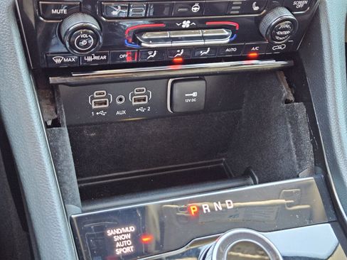 Used 2021 Jeep Grand Cherokee L Limited image 22