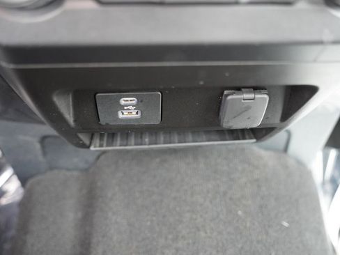 Used 2022 Ford F350 XLT image 23