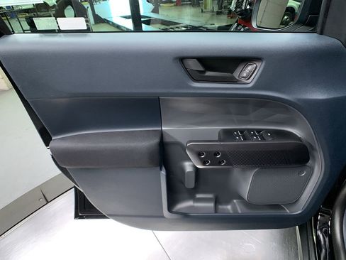 New 2025 Ford Maverick XL image 15