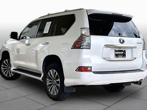 Used 2023 Lexus GX 460 Luxury w/ Accessory Package AWD/4WD image 10