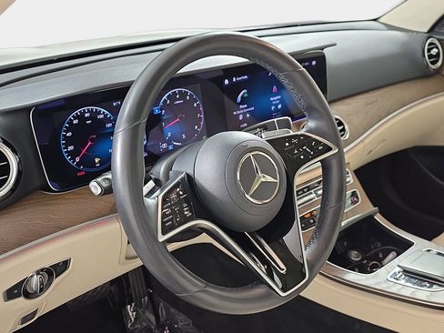 Used 2021 Mercedes-Benz E 350 4MATIC Sedan image 19