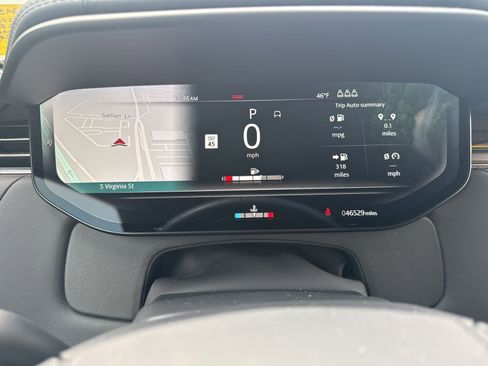 Used 2023 Land Rover Range Rover Sport SE Dynamic image 10