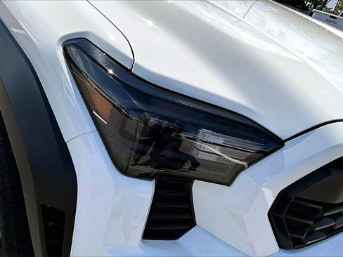 Used 2024 Toyota Tacoma TRD Off-Road image 29