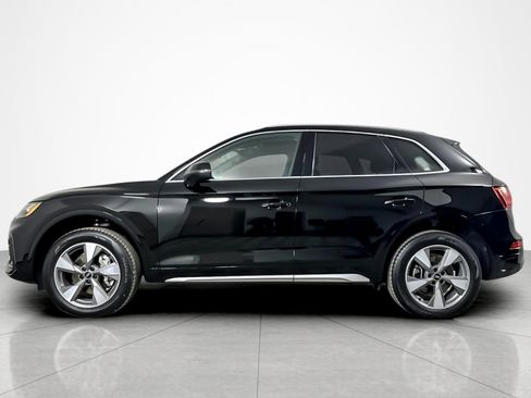 Used 2023 Audi Q5 2.0T Premium Plus w/ Premium Plus Package image 2