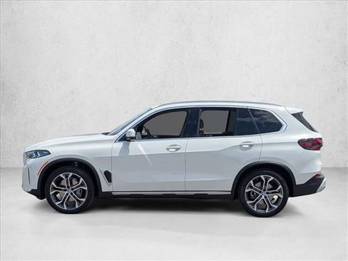Used 2026 BMW X5 sDrive40i w/ Climate Comfort Package image 8