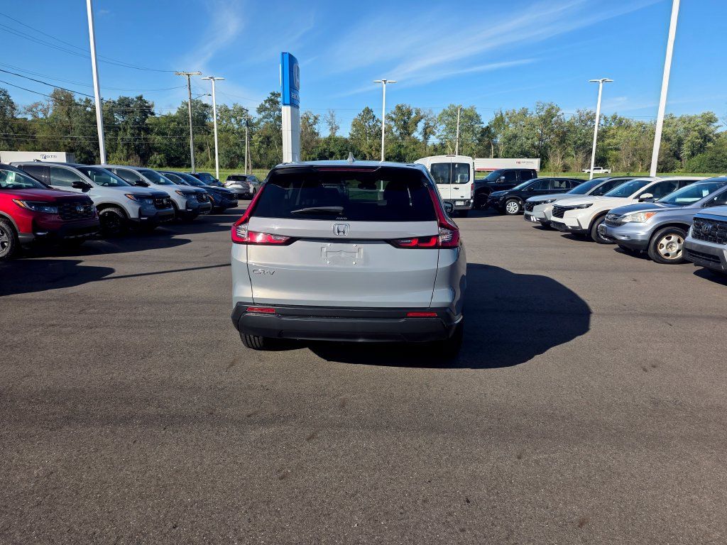 Certified 2024 Honda CR-V EX image 4