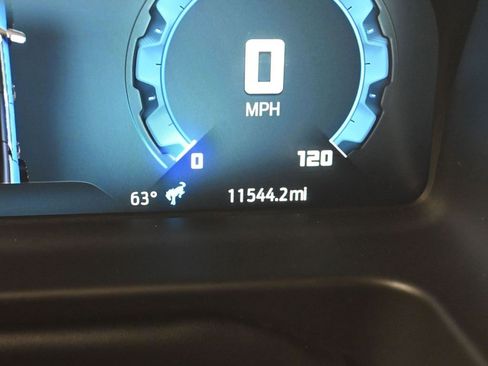 Used 2025 Ford Bronco Outer Banks image 16