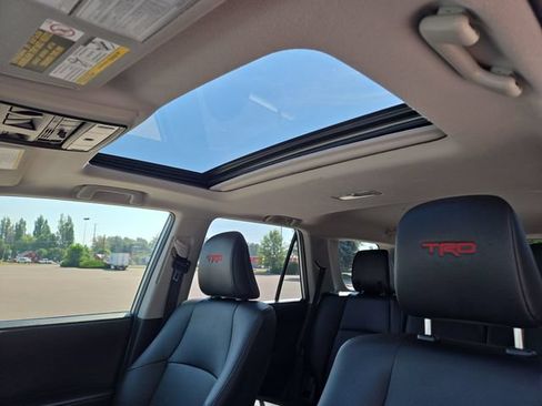 Used 2021 Toyota 4Runner TRD Pro AWD/4WD image 29