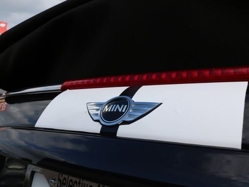 Used 2014 MINI Cooper S image 13