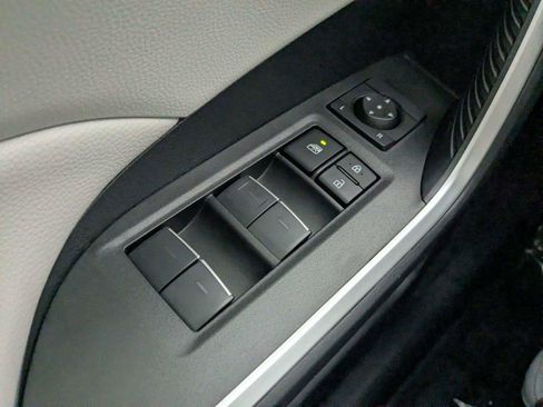 Certified 2025 Toyota RAV4 XLE w/ Convenience Package AWD/4WD image 16