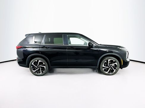 Used 2024 Mitsubishi Outlander SE AWD/4WD image 10