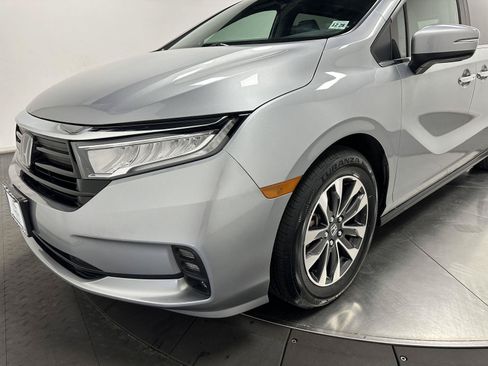 Certified 2024 Honda Odyssey EX-L image 7