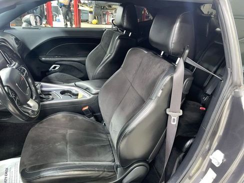 Certified 2017 Dodge Challenger GT w/ Driver Convenience Group AWD/4WD image 11