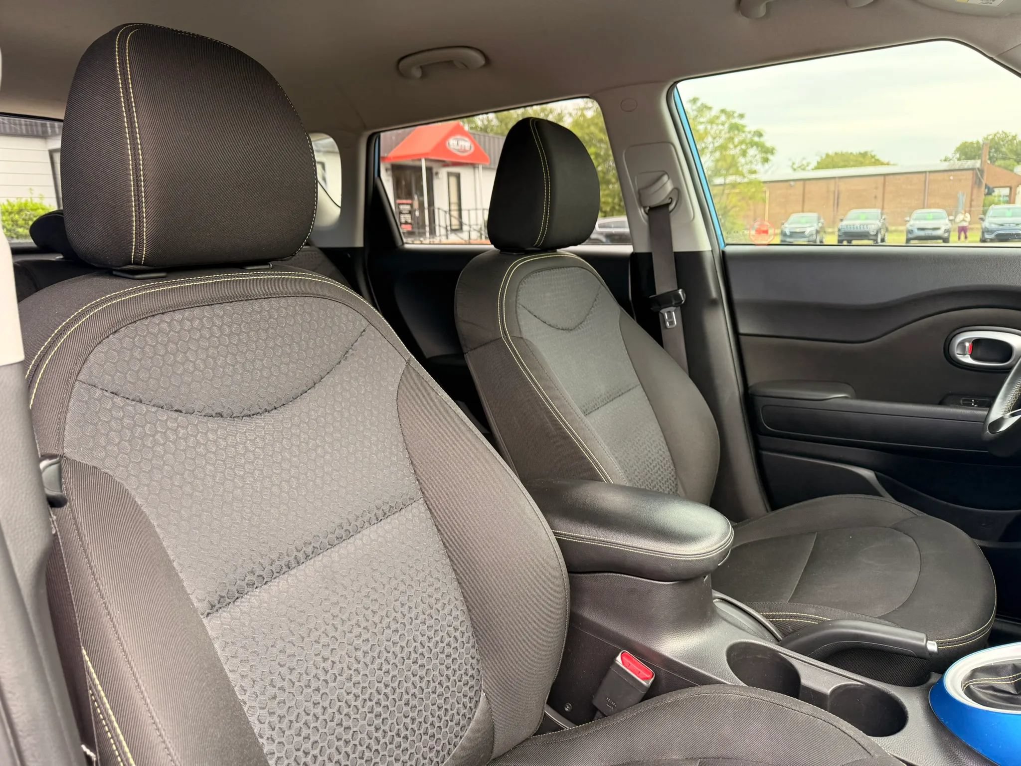 Used 2016 Kia Soul + w/ Designer's Package FWD image 25