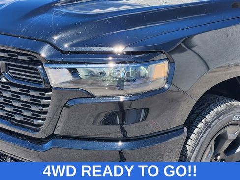 New 2026 RAM 1500 Express AWD/4WD image 5