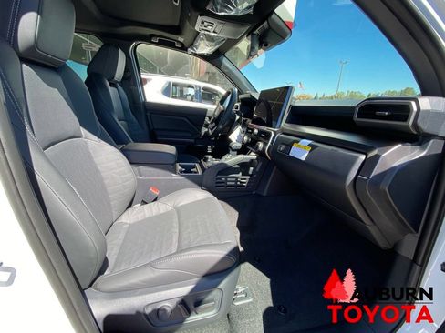 New 2026 Toyota 4Runner TRD Off-Road Premium w/ Tow Technology Package AWD/4WD image 16