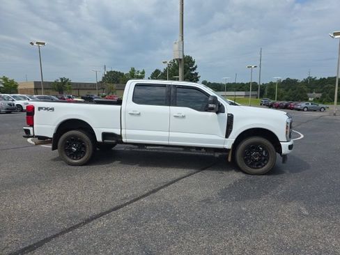 Used 2024 Ford F250 XLT w/ Black Appearance Package AWD/4WD image 2